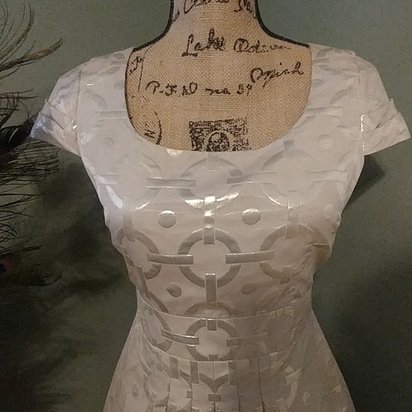 Tibi New York Gold Circle Cut-Out sheath Dress - Picture 2 of 8